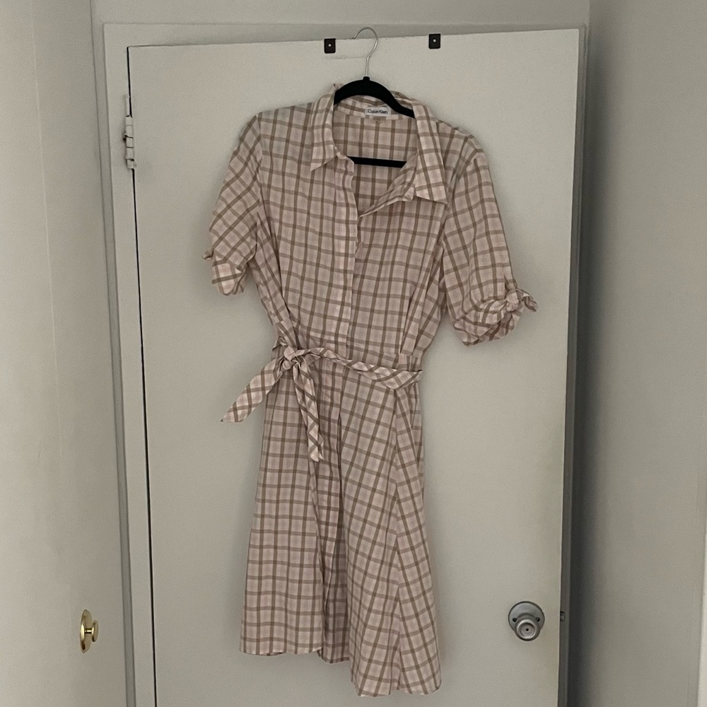 Calvin Klein Tie-Sleeve Shirtdress
